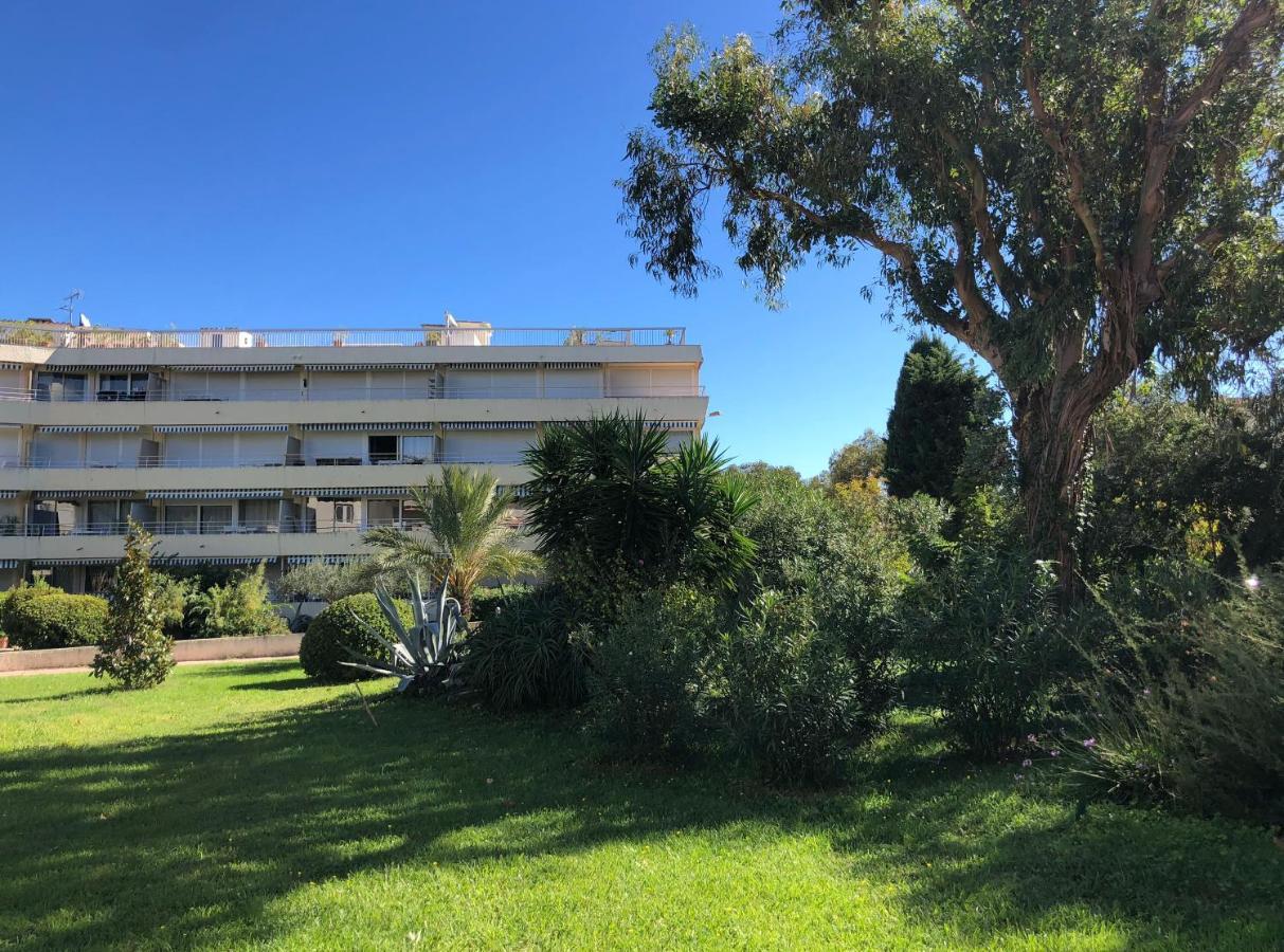 Apartament Un Nid A Saint Tropez Zewnętrze zdjęcie